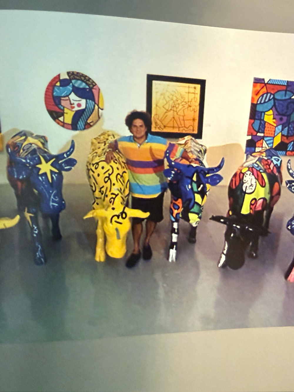Romero Britto Art Book “Colours Around the World” Very Good Condition Hardcover - Picture 14 of 15